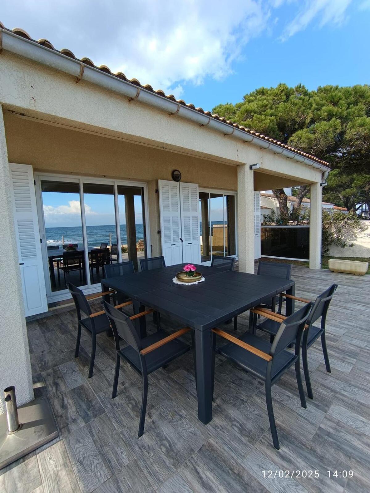 Bord de mer, pieds dans l'eau, vue panoramique Villa San-Nicolao Exterior foto